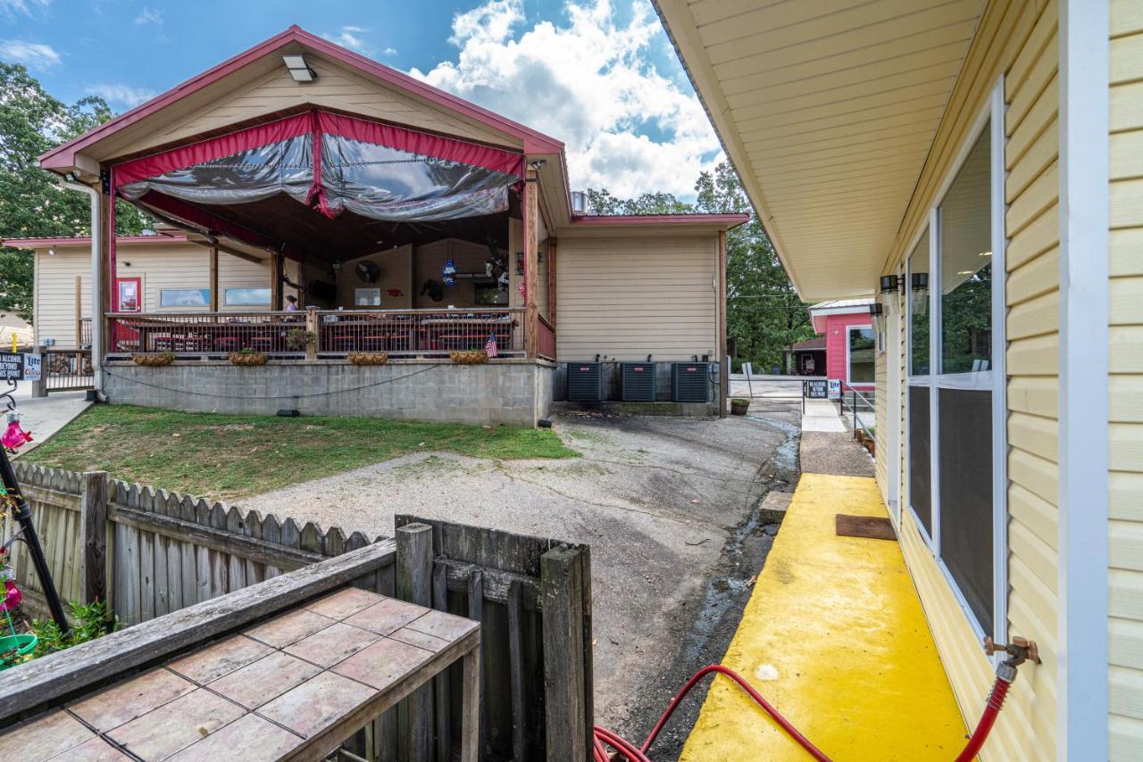 הוט ספרינגס Canary Lake Cottage W/Hot Tub At Sam'S Pizza מראה חיצוני תמונה