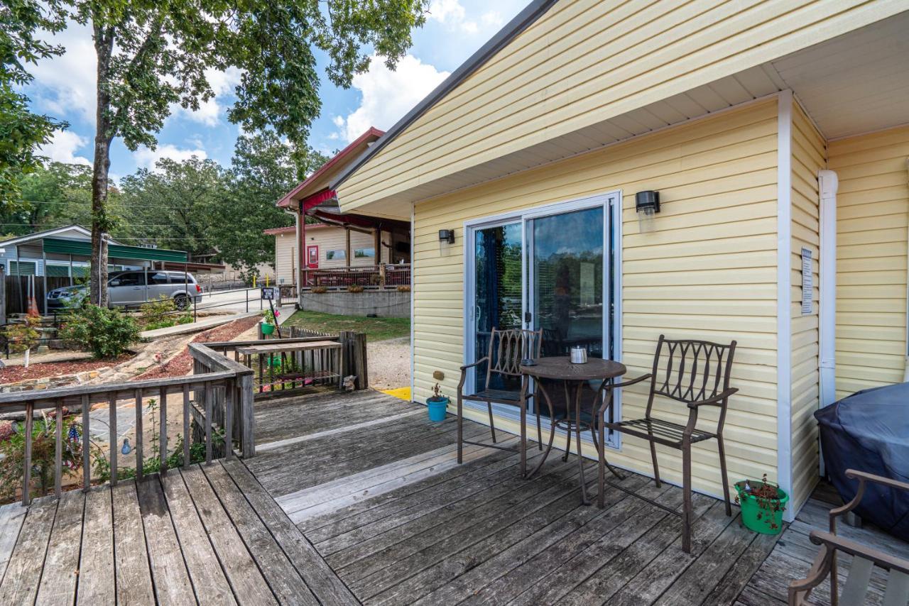הוט ספרינגס Canary Lake Cottage W/Hot Tub At Sam'S Pizza מראה חיצוני תמונה